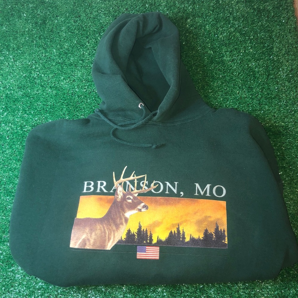 Branson, Mo Hunting Style Hoodie Size XXL